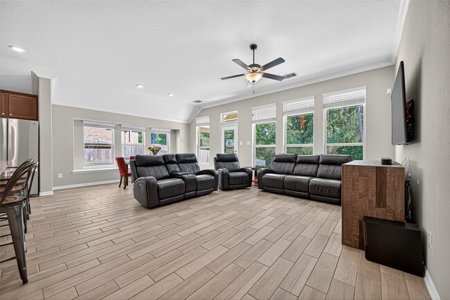 Building Photo - 4550 Shallow Ember Dr