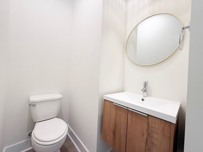 Building Photo - Crofton Style | Spacious 4-Bedroom Highbury Home with Pool and Pickleball Court