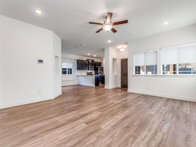 Building Photo - 532 Val Verde St