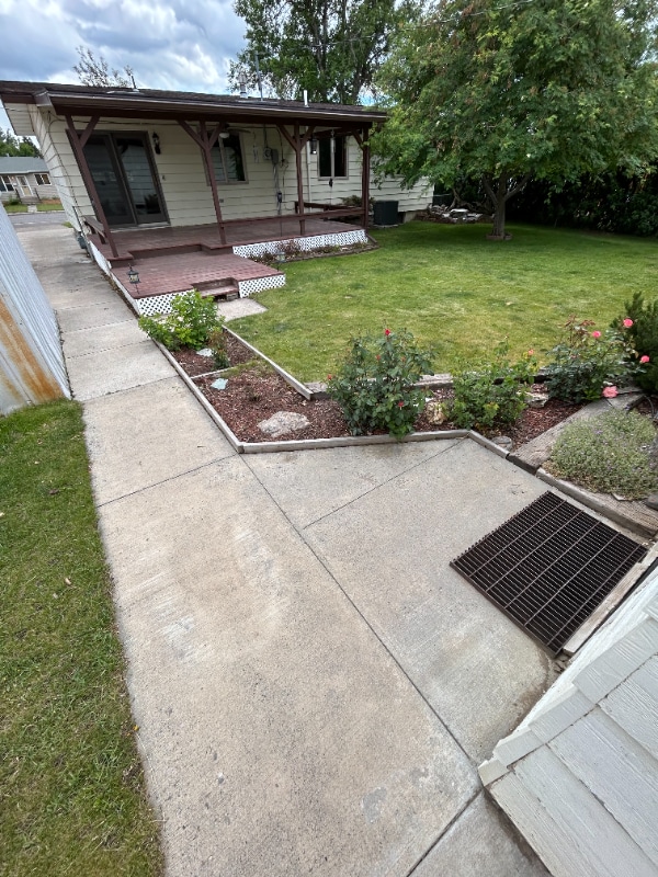 Building Photo - 2913 8th Ave N