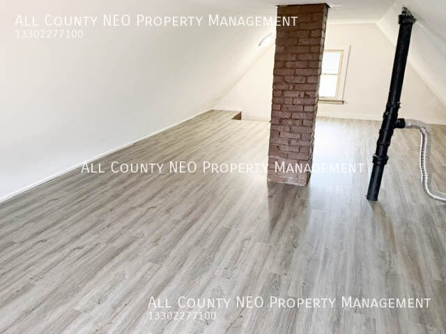 Building Photo - 723 E 156th St