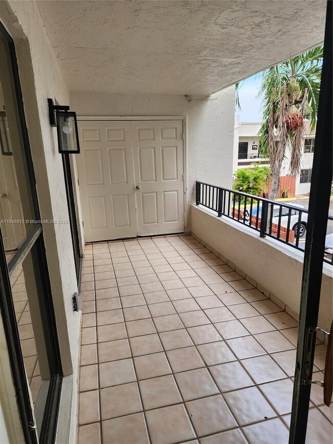 Building Photo - 10879 NW 7th St