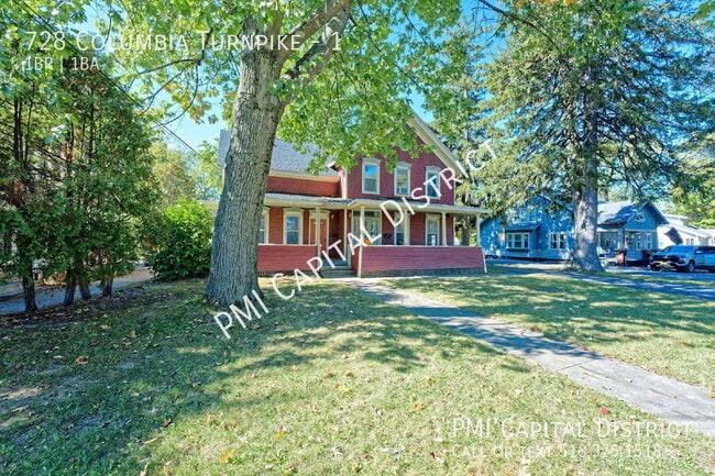 Building Photo - 728 Columbia Turnpike