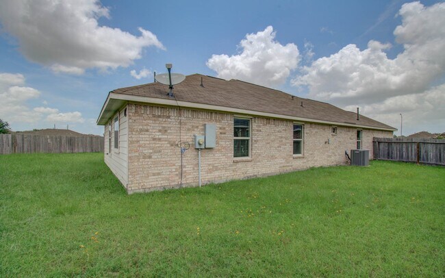 Building Photo - 23023 Black Mountain Ash Ct
