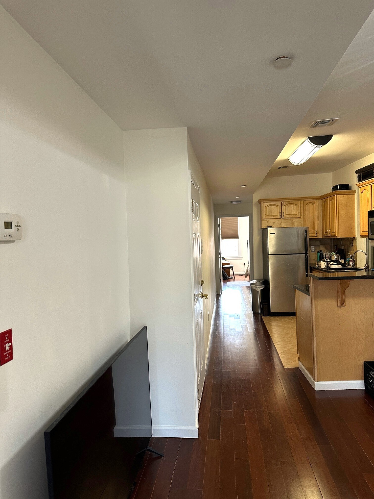 Building Photo - 395 2nd St