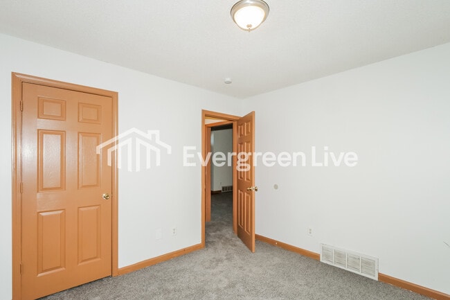 Building Photo - 2721 Green Turtle Trail