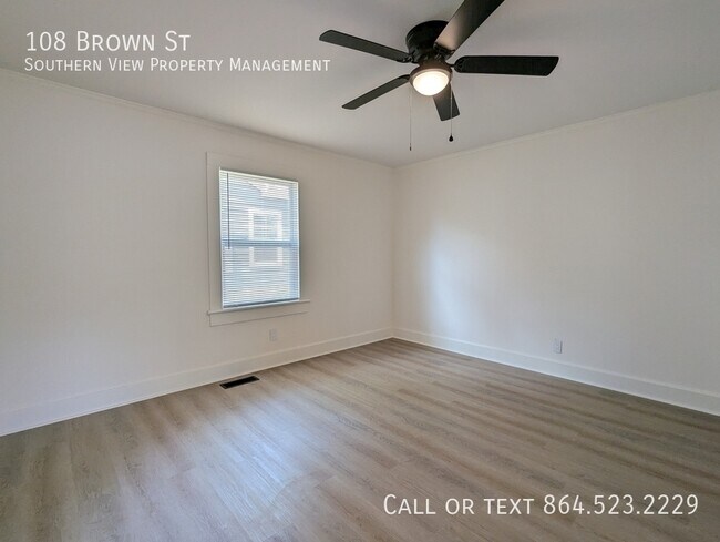 Building Photo - 108 Brown St