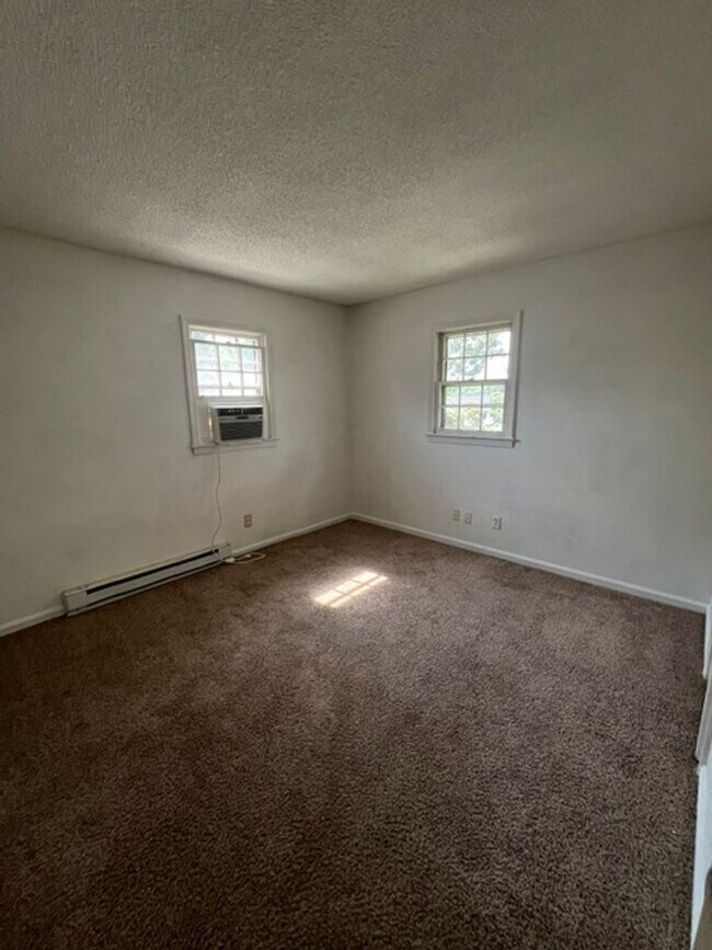 Building Photo - 3626 Holts Chapel Rd
