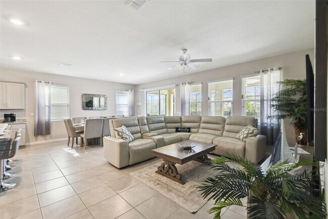 Building Photo - 7704 Oakmoss Loop