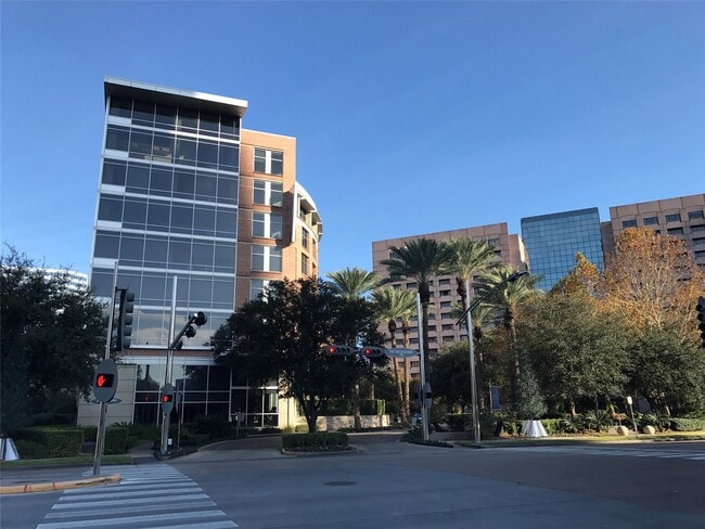 Building Photo - 1901 Post Oak Blvd