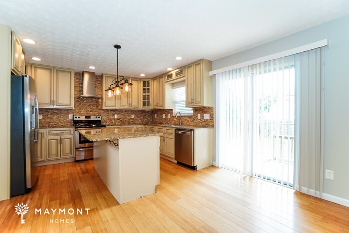 Building Photo - 1335 Telham Ct