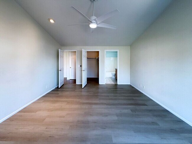 Building Photo - 1378 T St