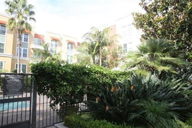 Building Photo - Experience Luxury Living at The Foundry Penthouse Condo!