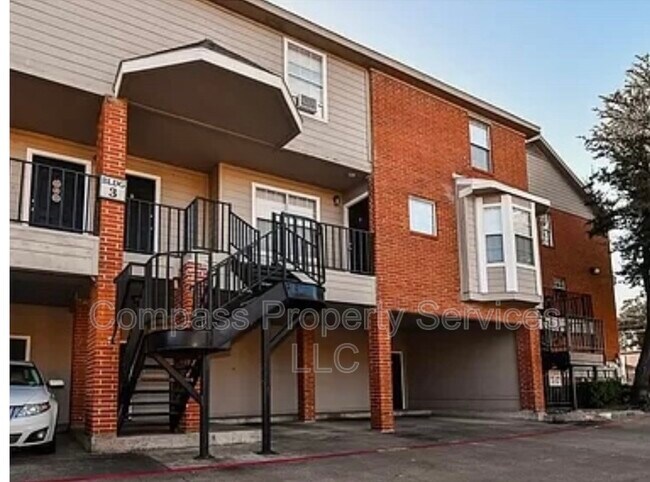 Building Photo - 600 Bagby Ave