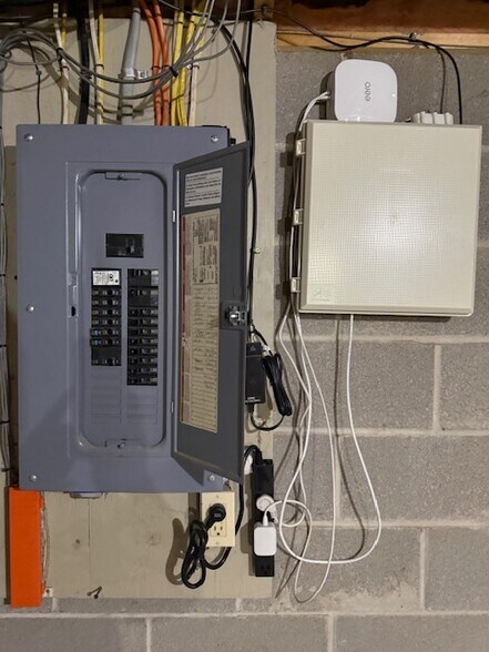 Building Photo - 117 Ohio St