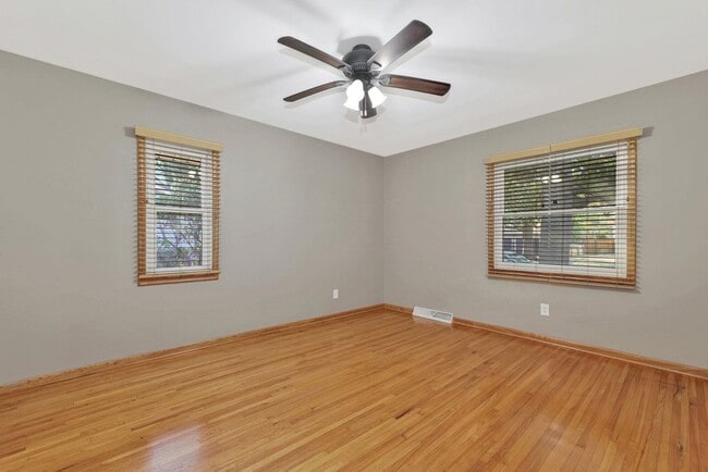 Building Photo - Coming available in February!