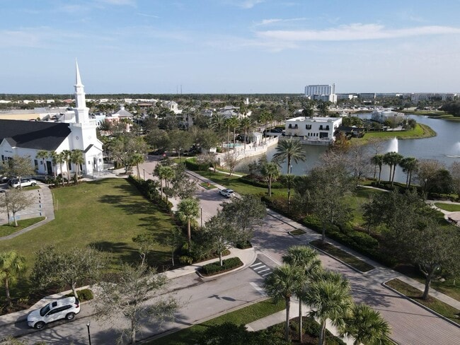 Building Photo - 10491 SW Academic Way