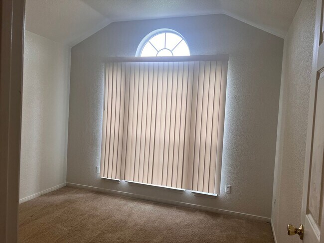 Building Photo - 2306 Basalt Dr. - Call LONGHORN PROPERTIES...