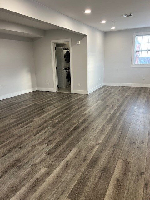 Building Photo - 369 Haverhill St