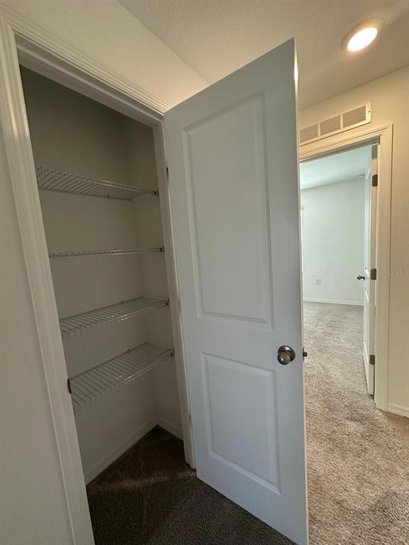 Building Photo - 118 Mandovi St