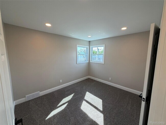 Building Photo - 6919 Archdale St