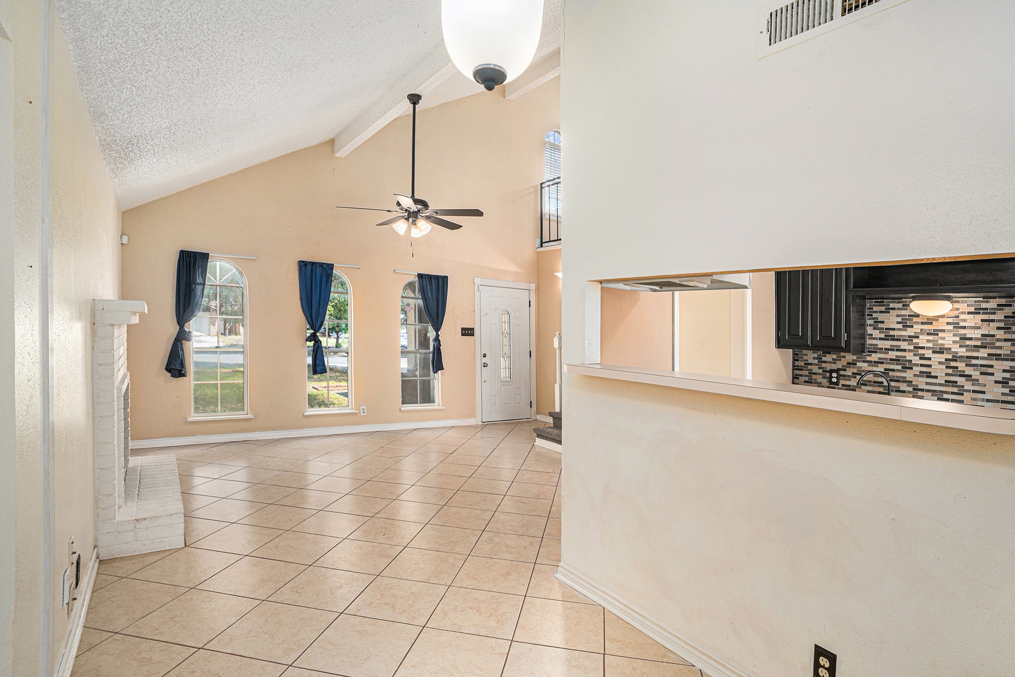 Building Photo - 14925 Moss Gln