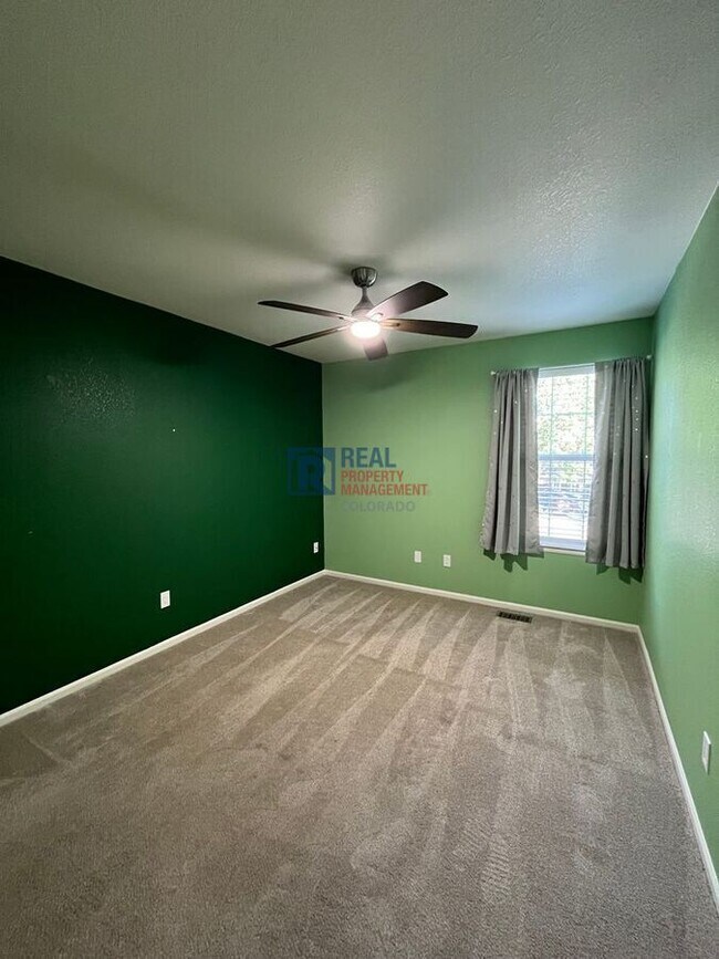 Building Photo - 12996 S Carson Ct