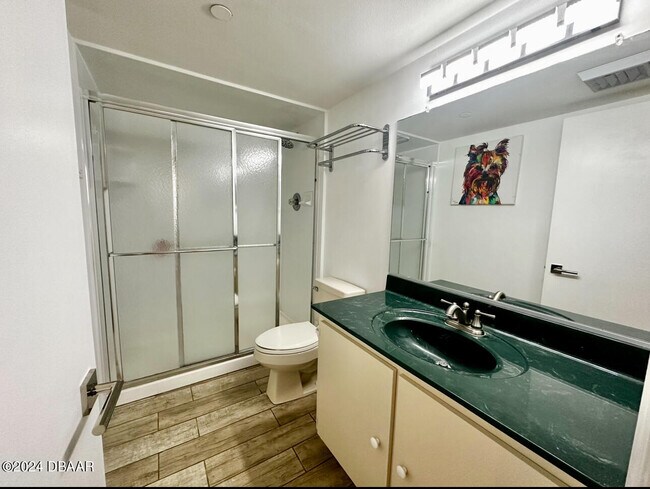 Building Photo - 1 Oceans W Blvd