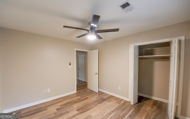 Building Photo - 125 Brooks Dr
