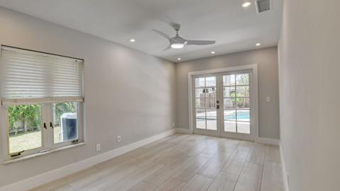 Building Photo - 6813 Viento Way
