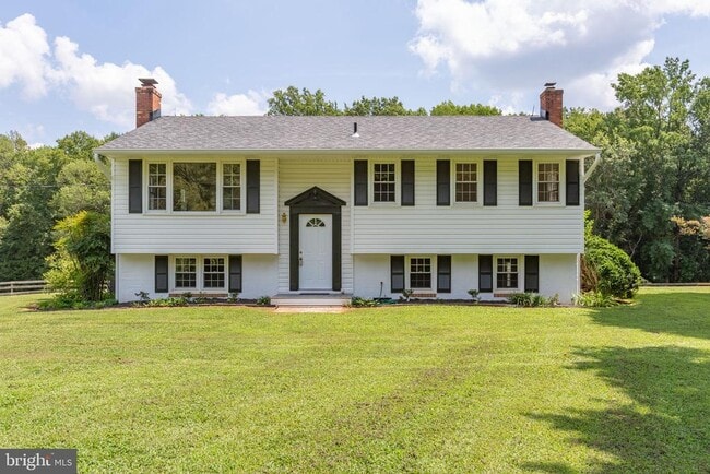 Building Photo - 18136 Pepmeier Hill Rd