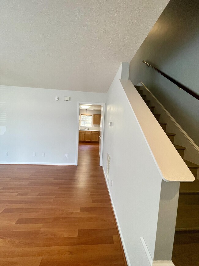 Building Photo - 1069 Blue Ridge View Cir