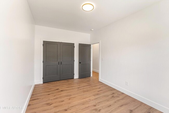 Building Photo - 3425 Garden Dr