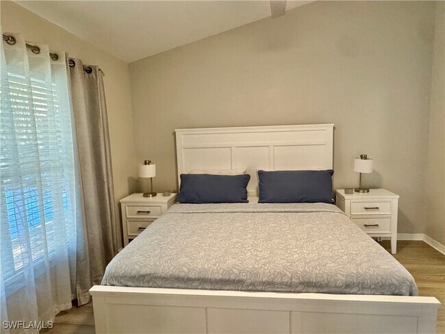 Building Photo - 5045 Cedar Springs Dr