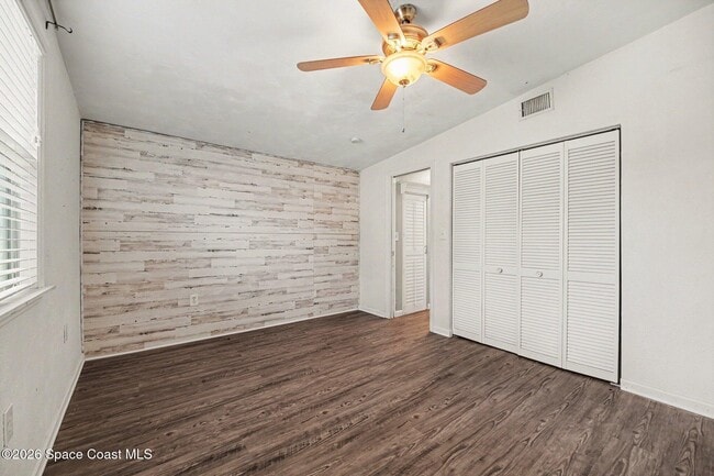 Building Photo - 1276 Gary Dr