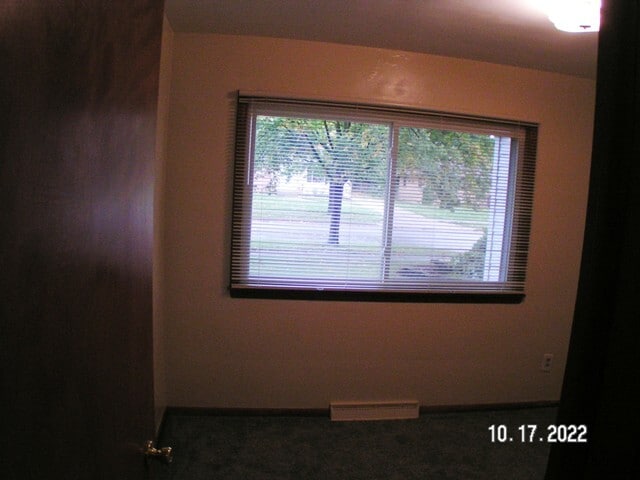 Building Photo - 1544 32nd St SW