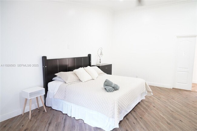 Building Photo - 18901 SW 50th St