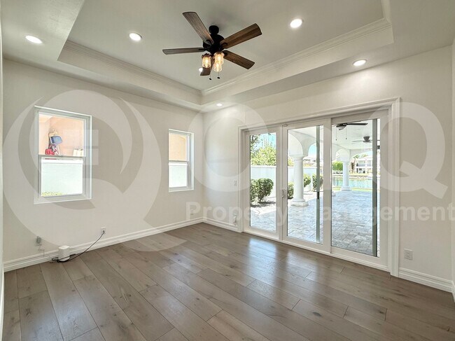 Building Photo - 1523 E Treasure Cove Dr
