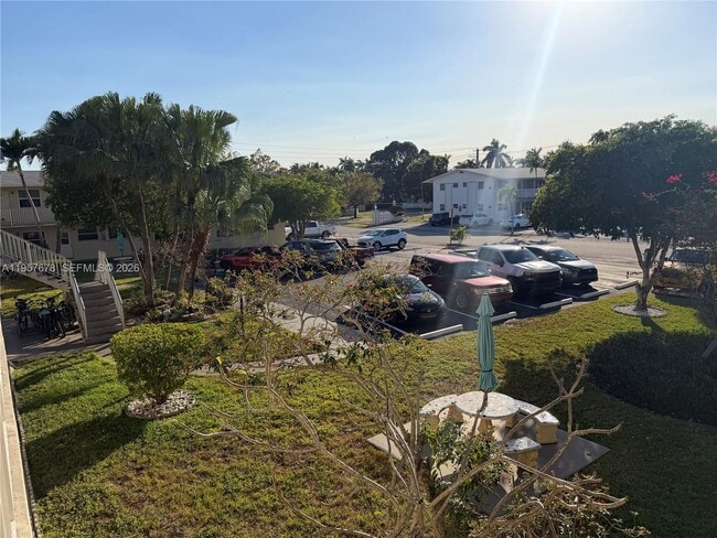 Building Photo - 1301 N 12th Ct