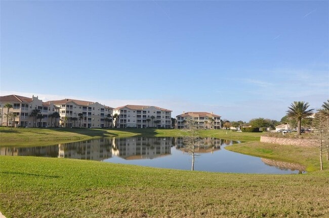 Building Photo - 190 Riverview Bend S