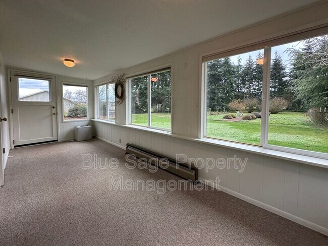 Building Photo - 241 Evans Rd