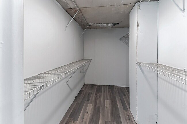 Building Photo - 2964 Werkridge Dr