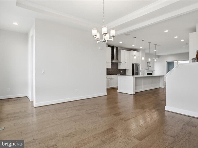 Building Photo - 20305 Savin Hill Dr