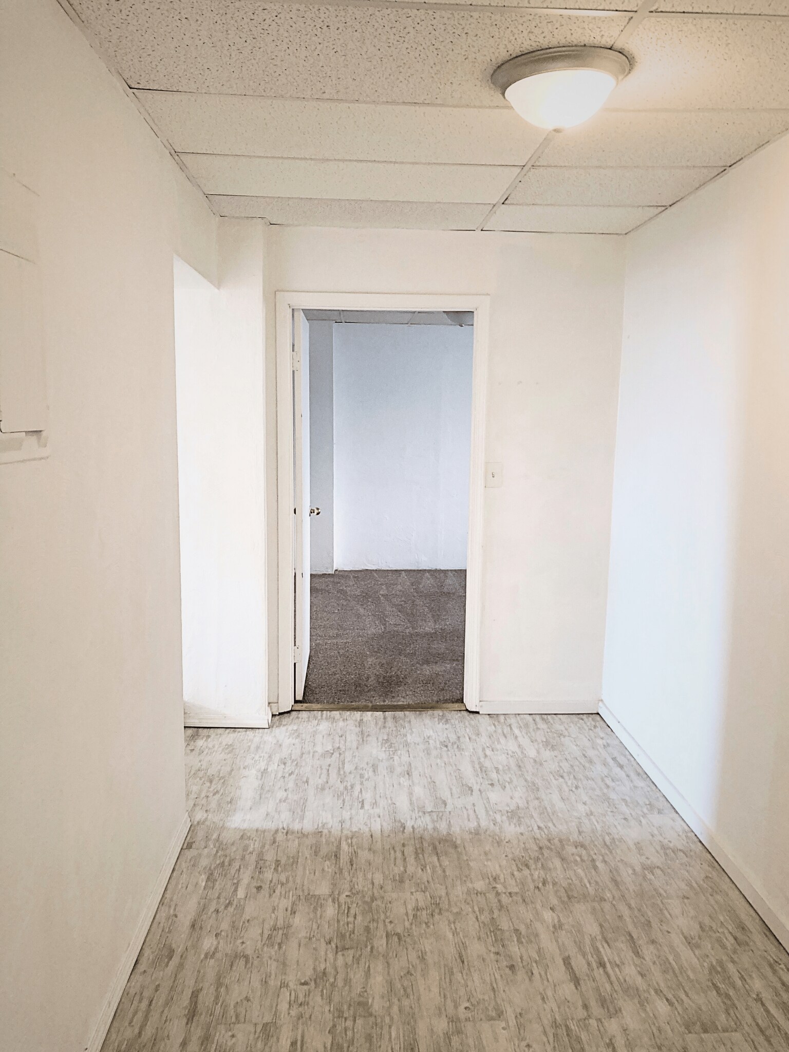 Hallway to Kitchen - 626 Maryland Ave