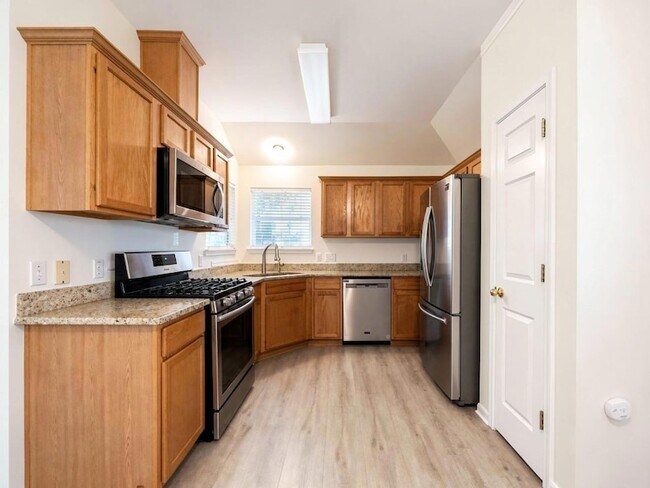 Building Photo - 1841 Greening Way
