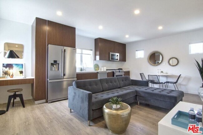 Building Photo - 1445 9th St