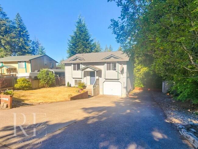 Building Photo - MILITARY DISCOUNT - $75/MO OFF!!