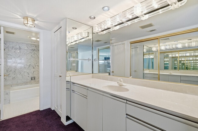 Building Photo - 3900 Galt Ocean Dr
