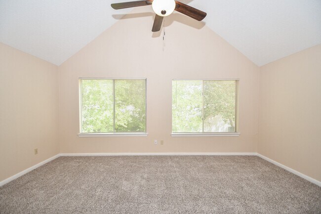 Building Photo - 1643 Beaconshire Rd