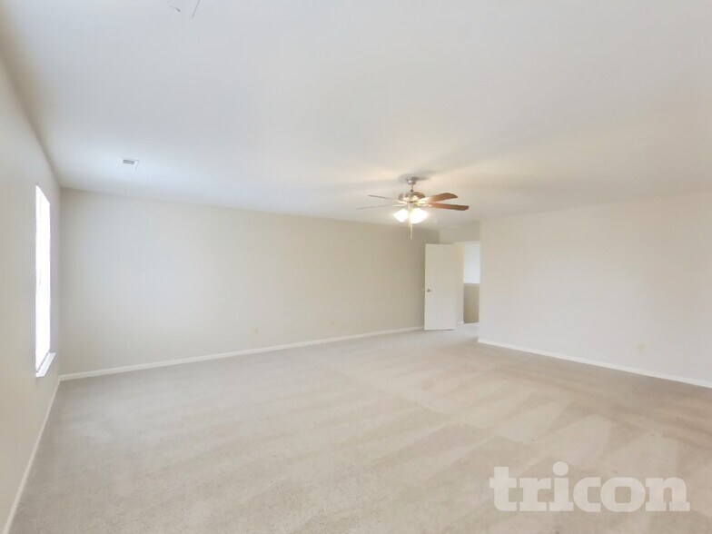 Building Photo - 238 Heartwood Hill
